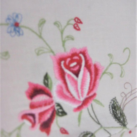 ST5BSM - 100% Cotton Vintage TABLE CLOTH & Matching NAPKINS - Picture 2 of 4